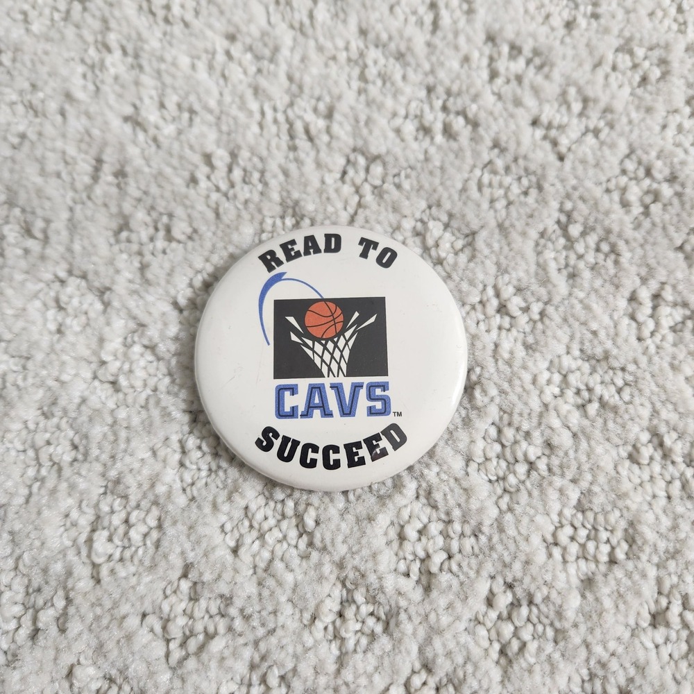 Vintage Cleveland Cavaliers Read to Succeed Pinback Button 90s NBA Cavs Logo